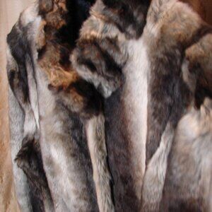 Pamela McCoy Plush Collar Gray Black Striped Fur Coat